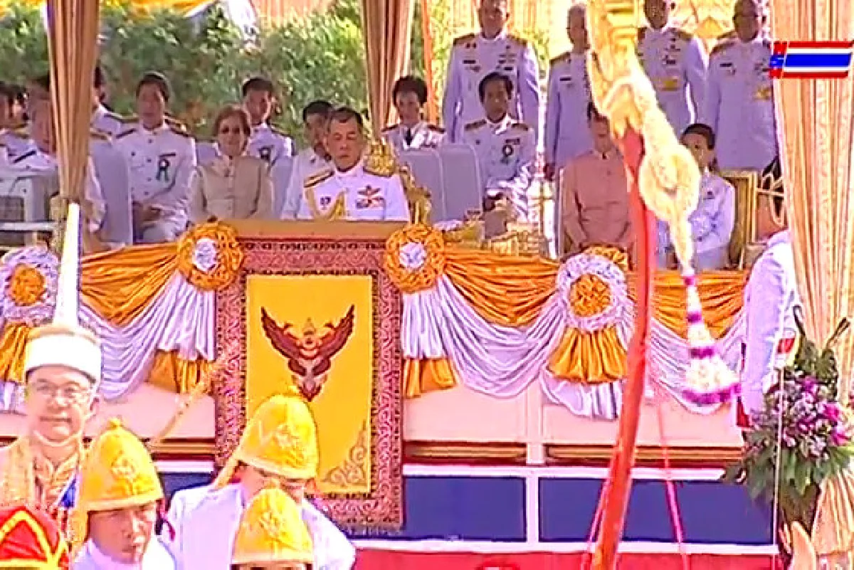 สมเด็จพระบรมฯเสด็จฯพระราชพิธีพืชมงคลจรดพระนังคัลแรกนาขวัญ
