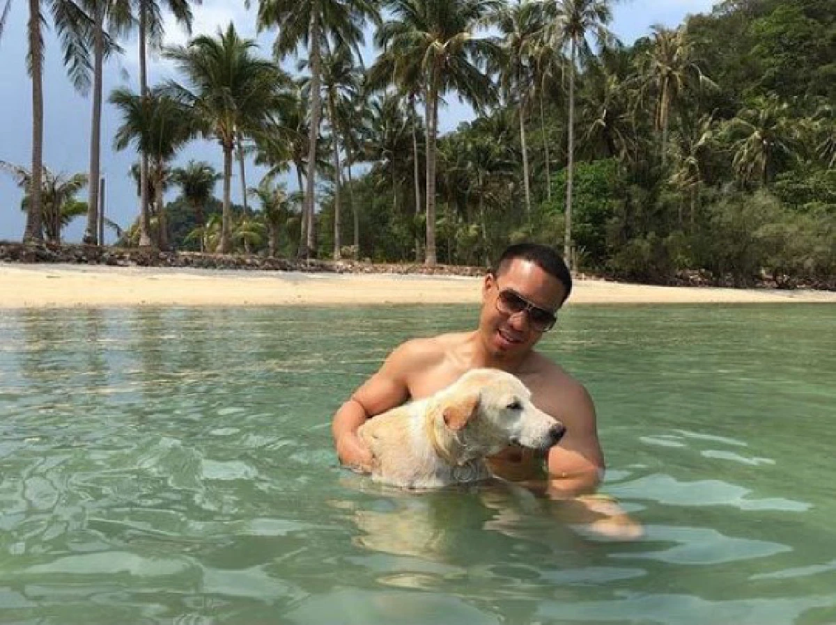 ชีวิตดี๊ดี!"ดีเจภูมิ"ควง"เนย"ล่องเรือเที่ยวทะเลสุดลั้ลลา