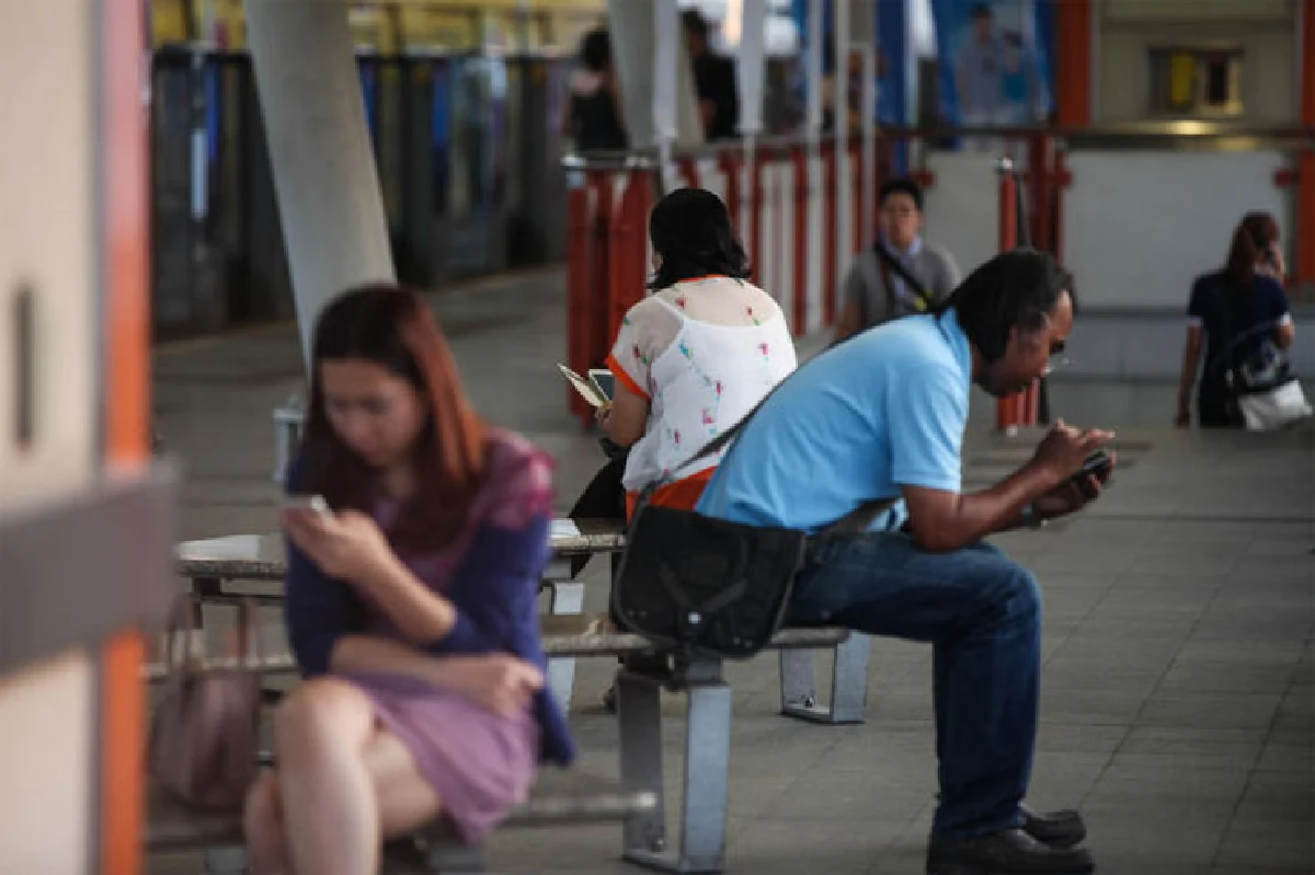 ปลอดภัยไว้ก่อน ใช้สมาร์ทโฟนแบบรู้เท่าทัน