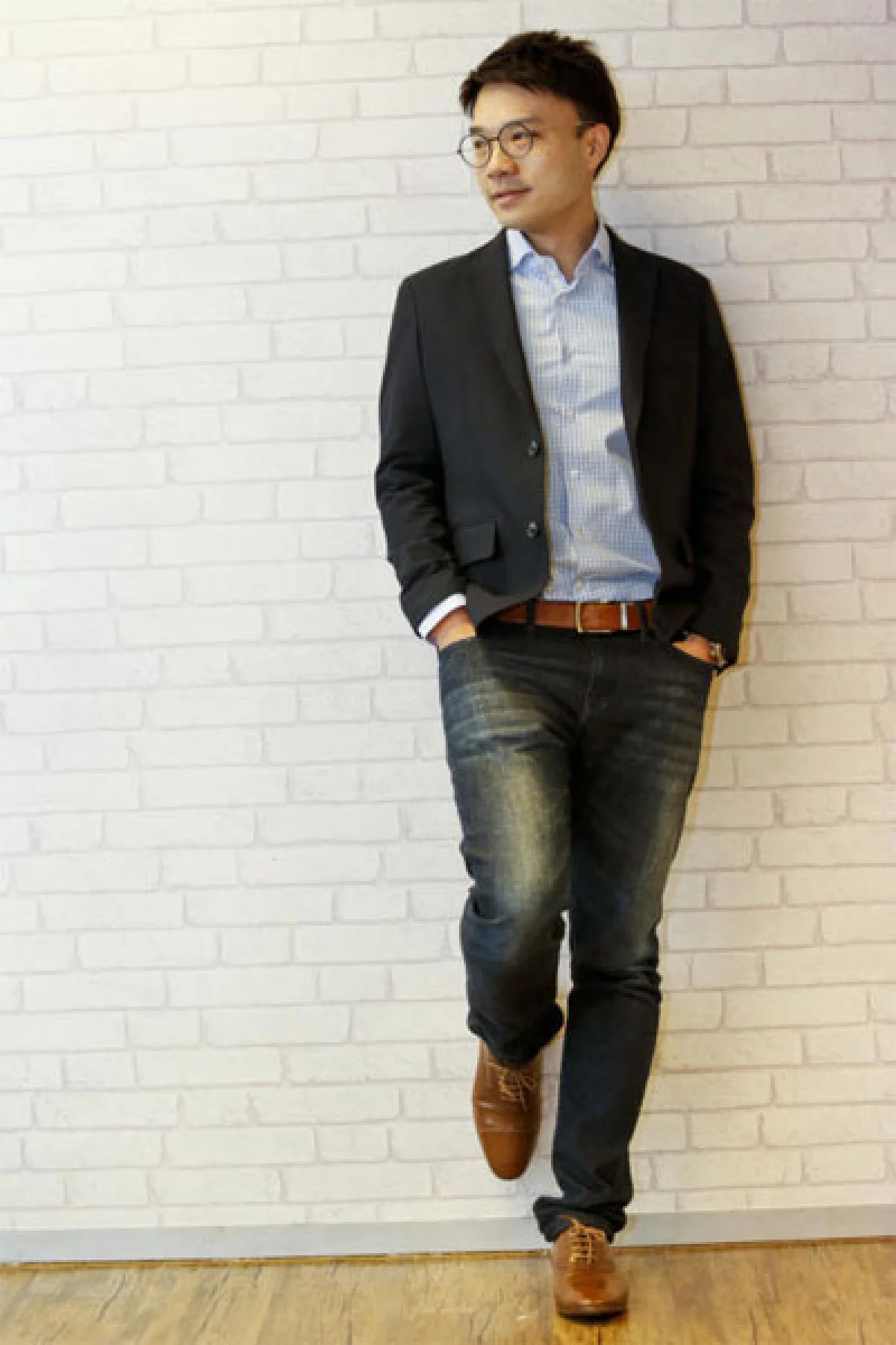 กฤตธี มโนลีหกุล ชีวิตที่สนุกๆ ออนไลน์