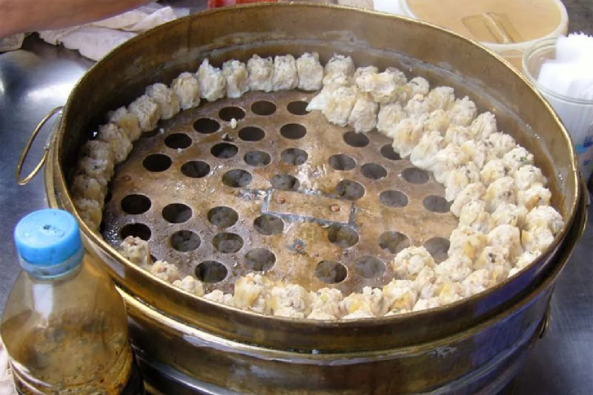 เครื่องทองแดงใช้ก็ดีแขวนก็สวย