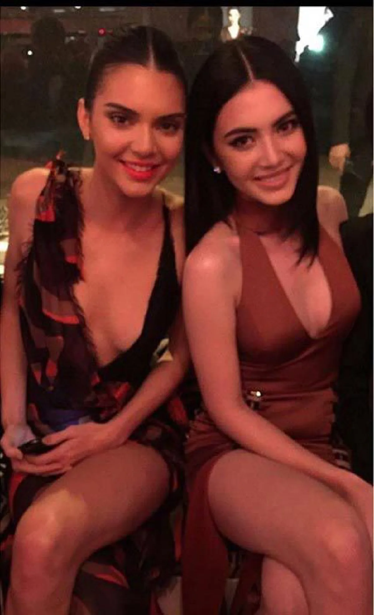 สวยคลาสสิก! ใหม่ ดาวิกา ผงาดเมืองคานส์ในชุดแบรนด์ไทย