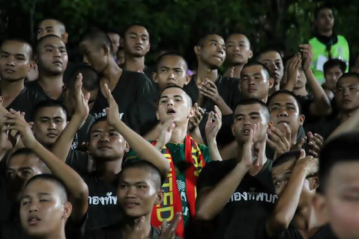 ส่งเสียงออกมา!  ชิน ชินวุฒ รับหน้าที่ผู้นำเชียร์อาร์มี่ ยูไนเต็ด