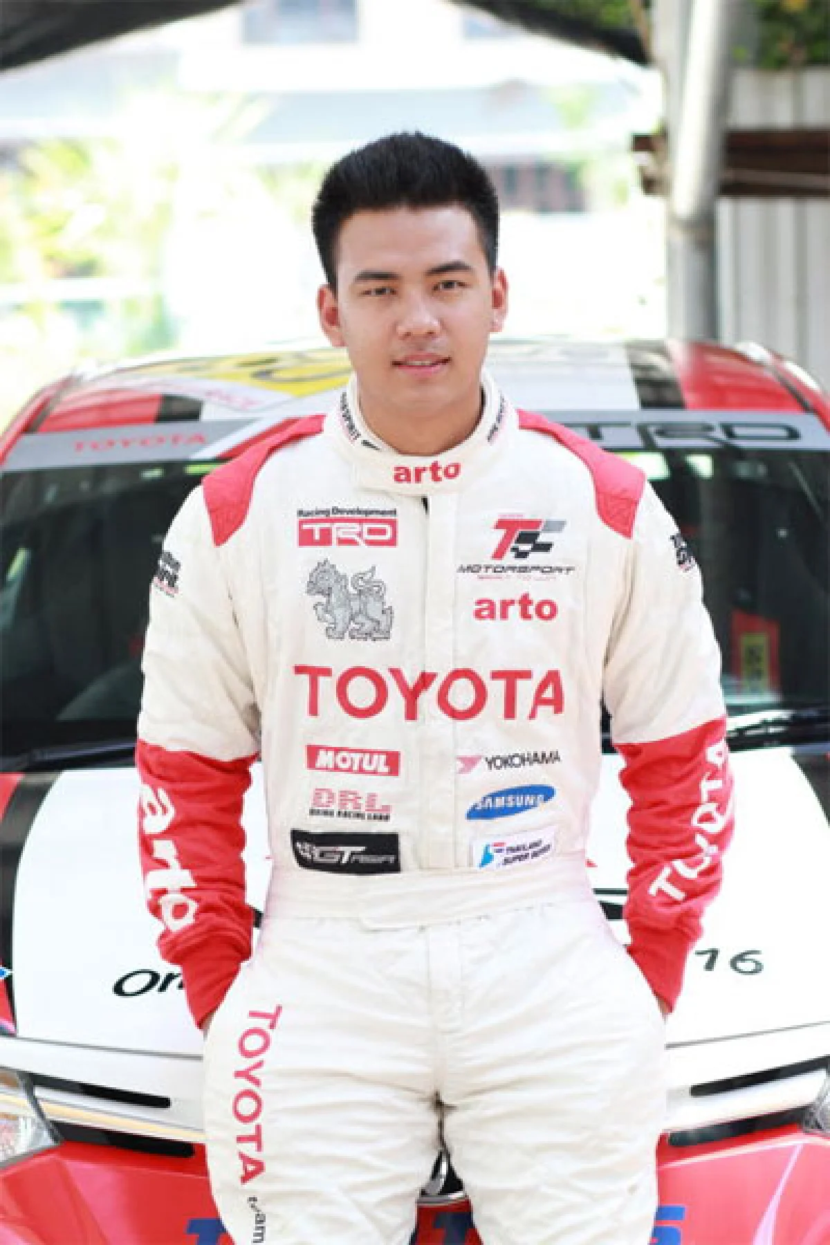 ธนากร บุตรตะวงศ์ แข่งรถ = ฝึกสมาธิขั้นสูง