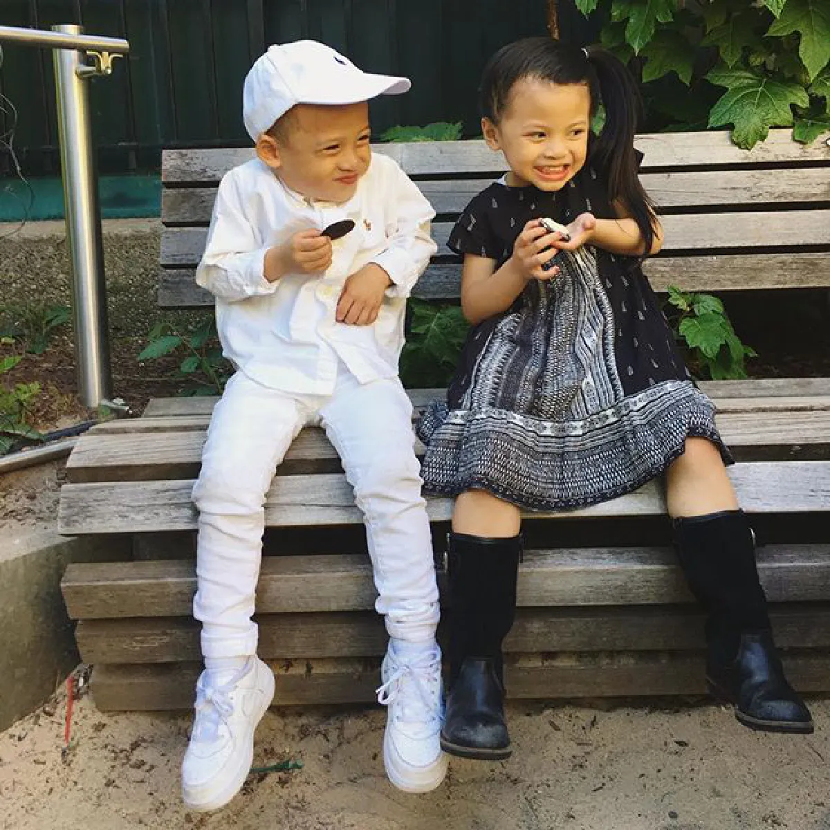 เฟี้ยวทั้งบ้าน! เวย์-นานา พาลูกแฝดตะลุยเที่ยวอเมริกา