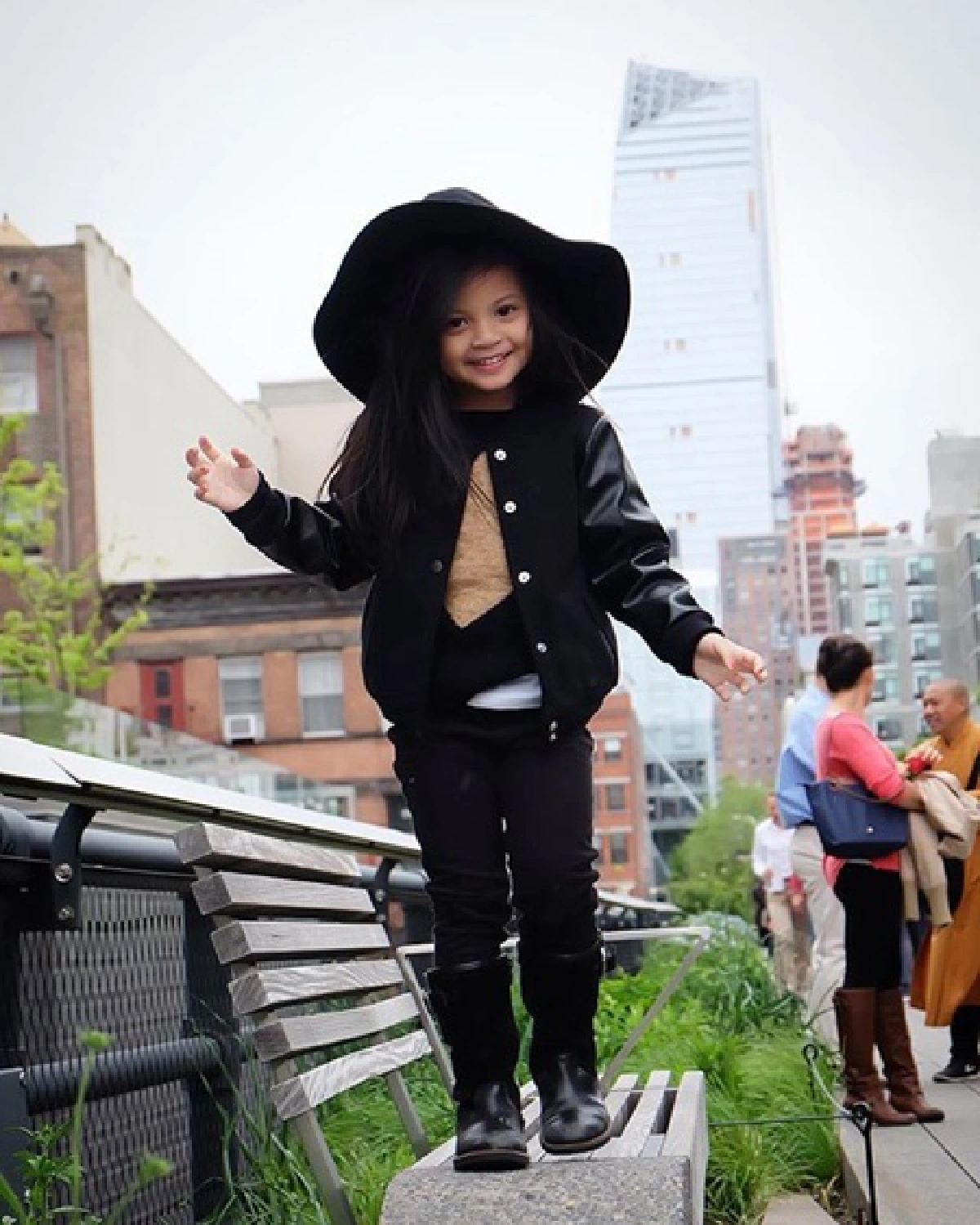 เฟี้ยวทั้งบ้าน! เวย์-นานา พาลูกแฝดตะลุยเที่ยวอเมริกา