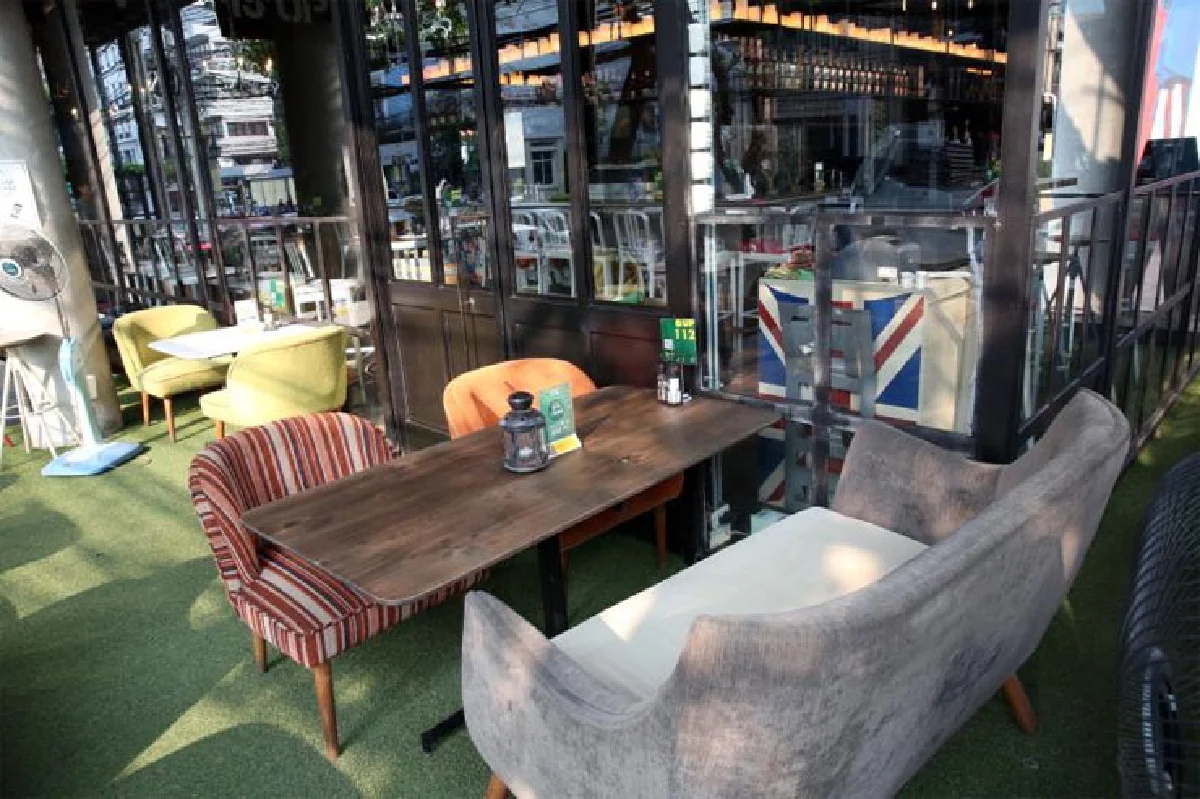 ความสุขไม่เคยหมด @ บอททอมส์ อัพ