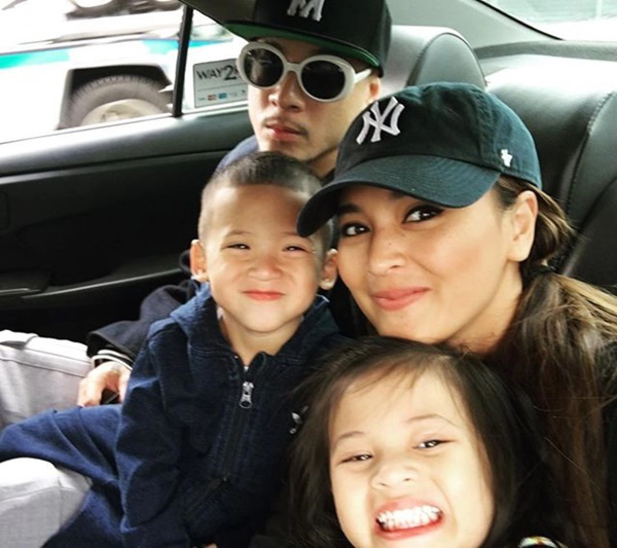 เฟี้ยวทั้งบ้าน! เวย์-นานา พาลูกแฝดตะลุยเที่ยวอเมริกา