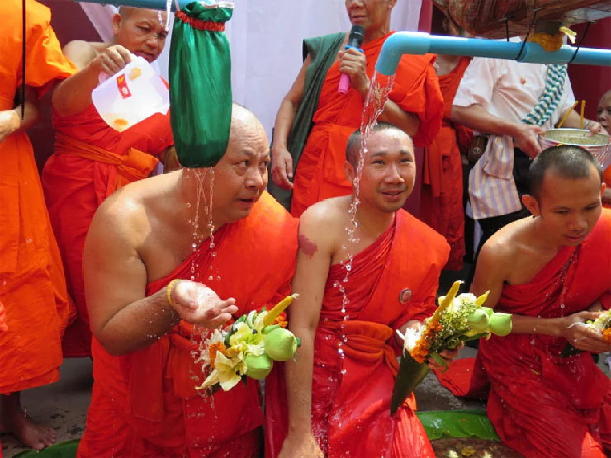 เถราภิเษก ฮดสง พระผู้ทรงศีลที่นครเวียงจันทน์