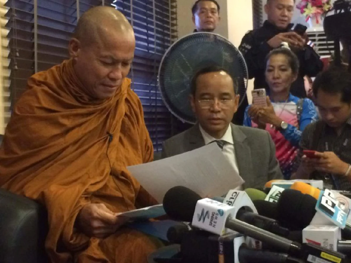 พระพุทธะอิสระยื่นดีเอสไอยึดทรัพย์ "พระธัมมชโย"