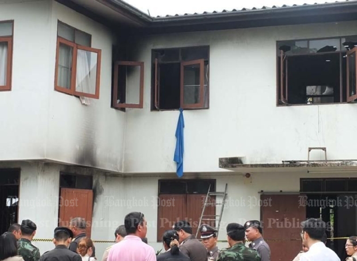 (Update 2) Dorm fire: Faulty light likely cause