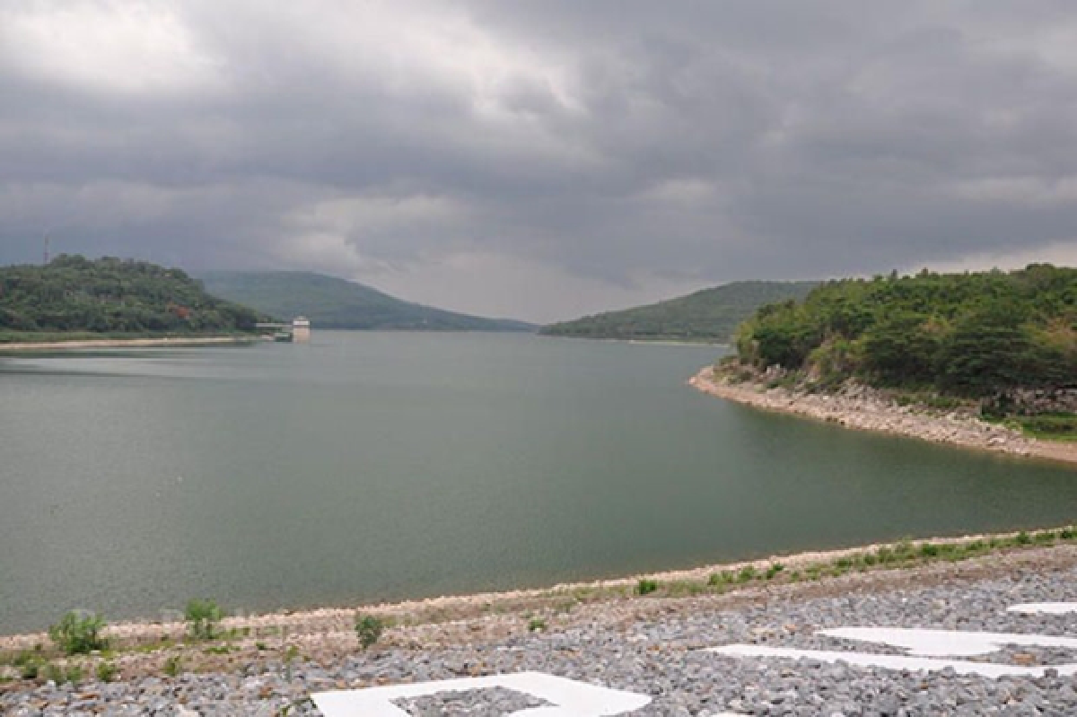 As El Nino fades, hopes increase for wet rainy season