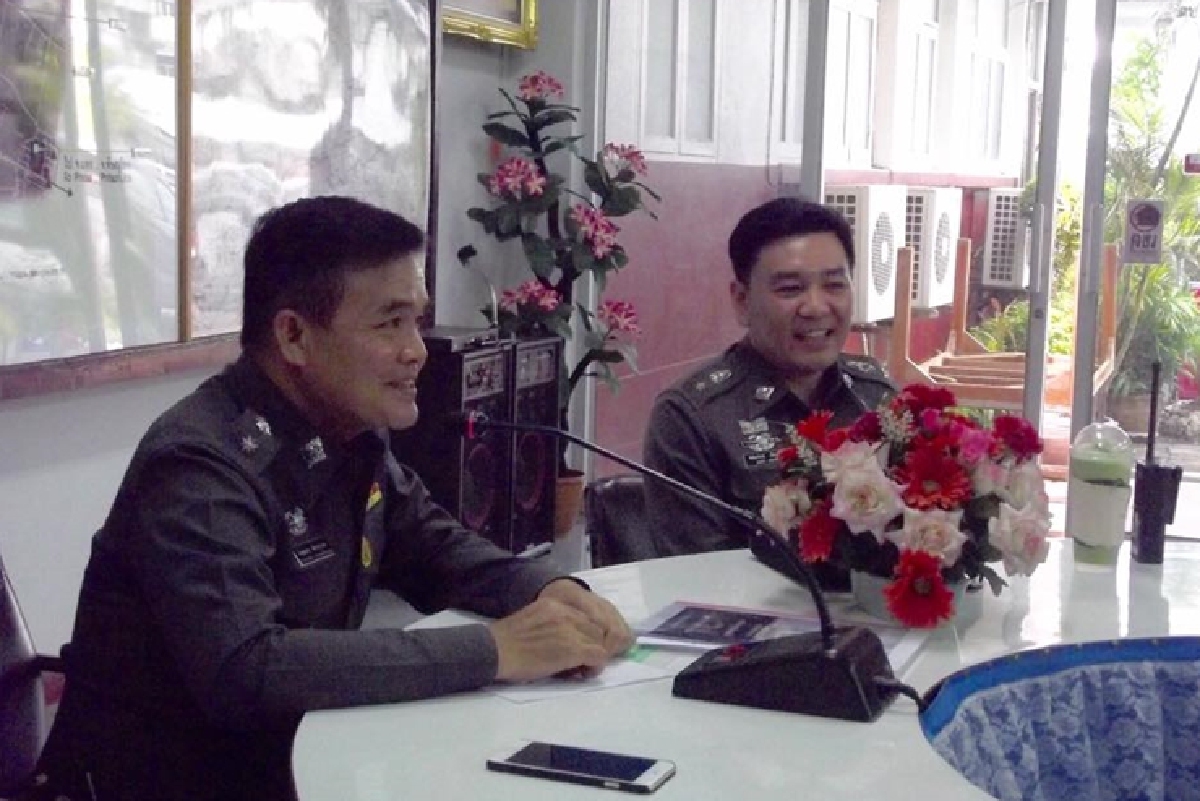 ย้ายผกก.สภ.เมืองอุตรดิตถ์เซ่นบ่อนพนัน ย้ายผกก.สภ.เมืองอุตรดิตถ์เซ่นบ่อนพนัน