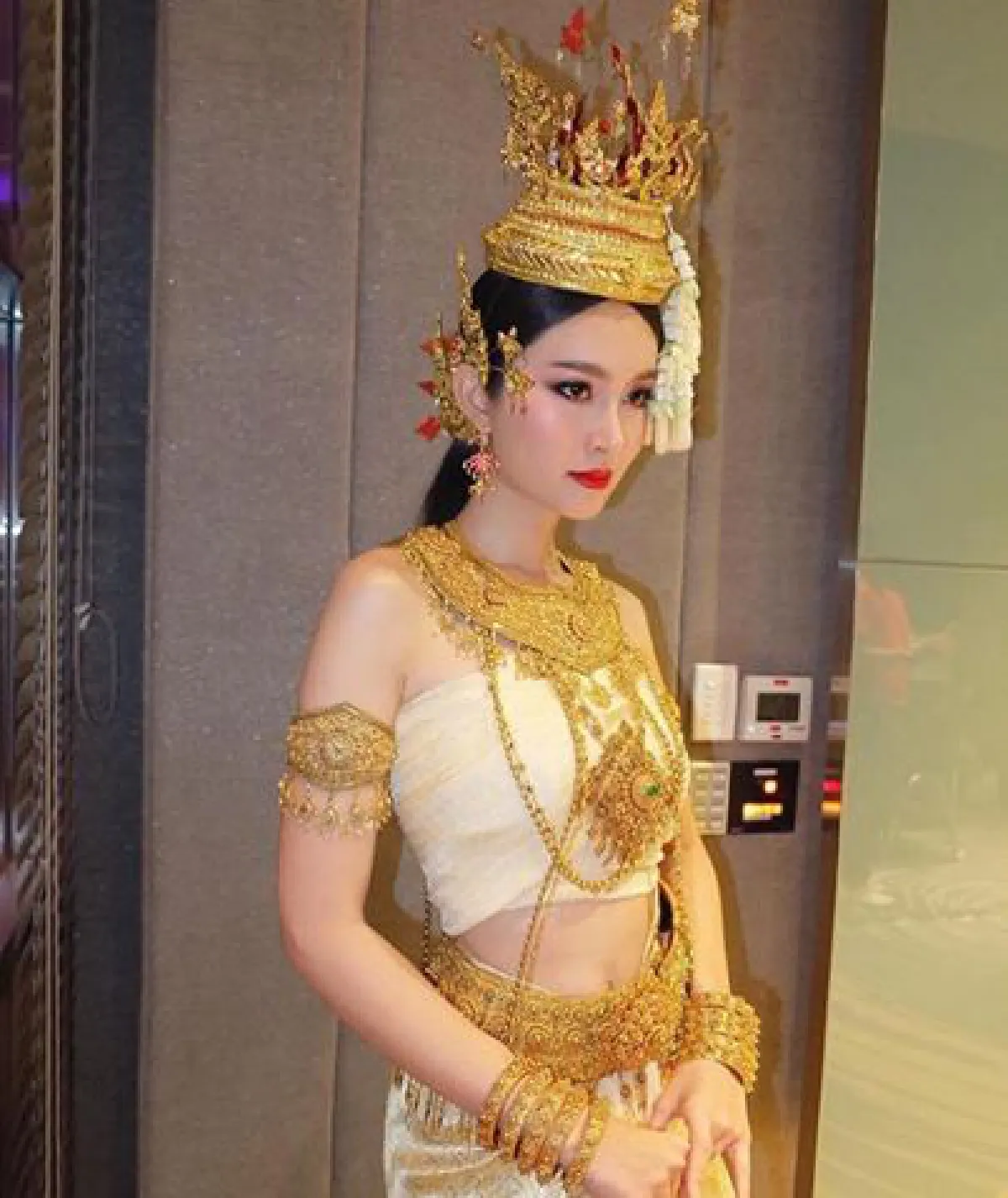 งดงามเลอค่า! ปอย ตรีชฎา สวมชุดไทยอวดโฉมเป็นนางสีดา