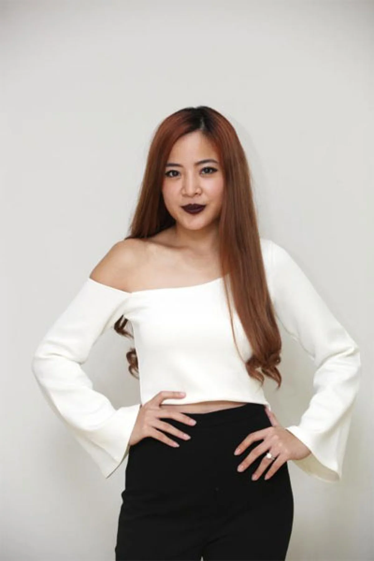 ศิรดา หันนาคินทร์ ถอดรหัสธุรกิจออนไลน์สู่มัลติสโตร์สุดชิก