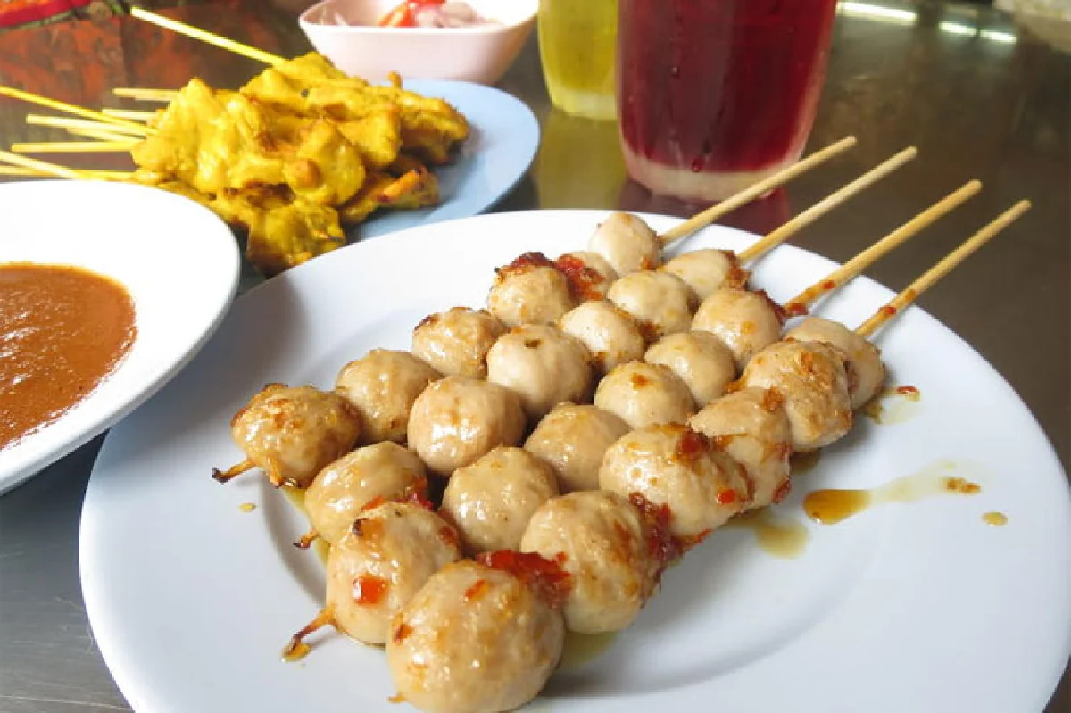 ร้านลุง อิ่มอร่อยทูอินวัน