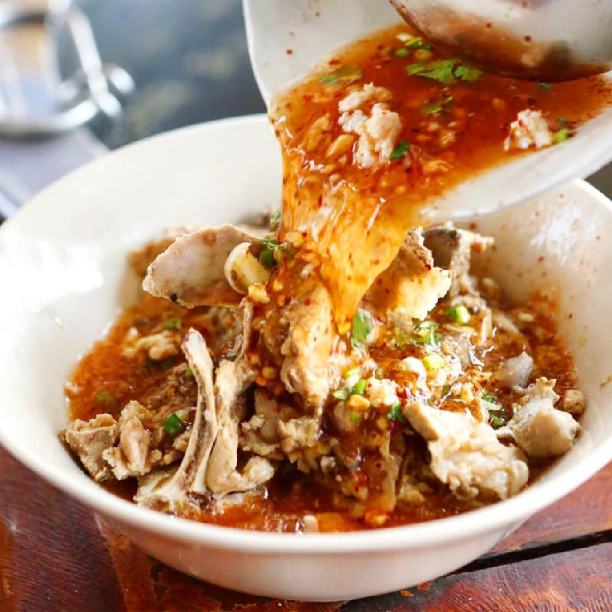 ร้านไล้ ลูกชิ้นปลา ต้มยำแซ่บจี๊ดจ๊าด