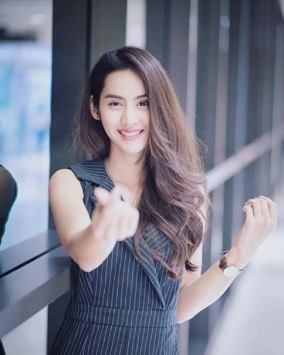 ภาพชวนฟิน! มะนาว-กวินทร์  ควงคู่เปิดตัวกับครอบครัวแล้ว