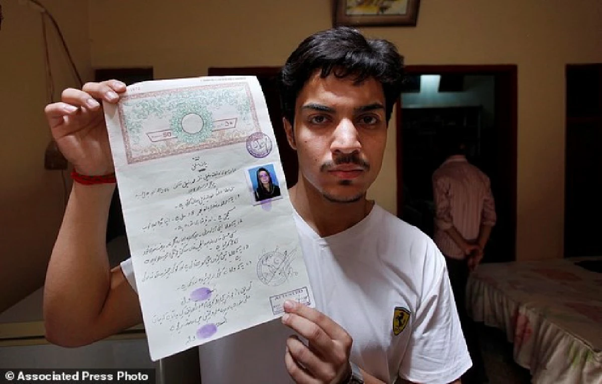 สลดอีก!แม่ปากีฯจับลูกสาวเผาทั้งเป็น ฉุนหนีไปอยู่กินกับแฟนหนุ่ม