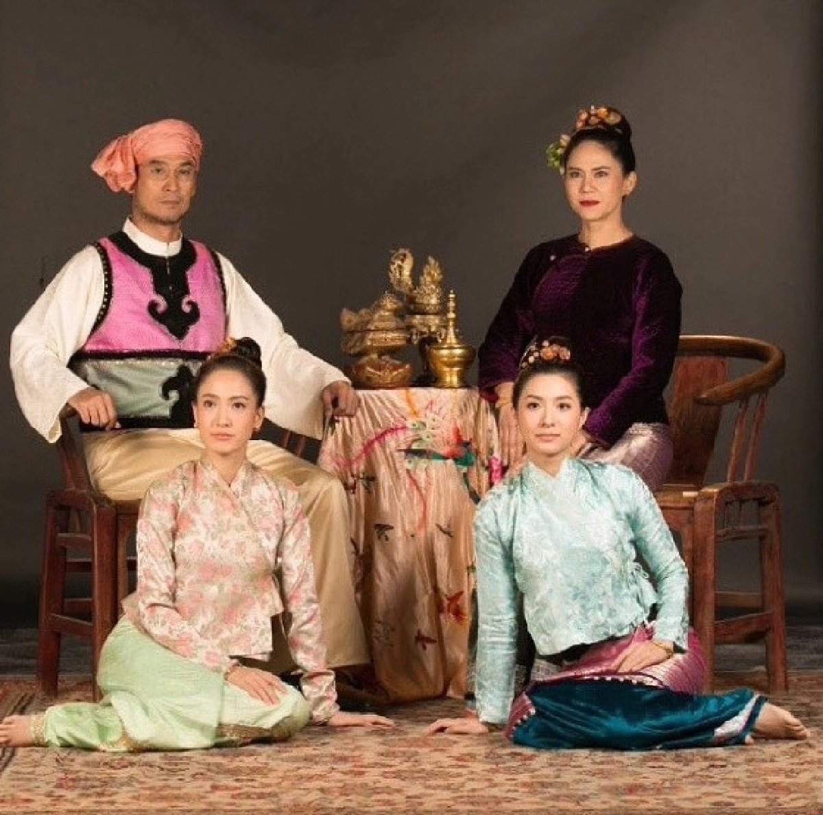 แคสติ้งปังคอสตูมเป๊ะ! หมาก-แต้ว-มิว ฟิตติ้งละคร รากนครา