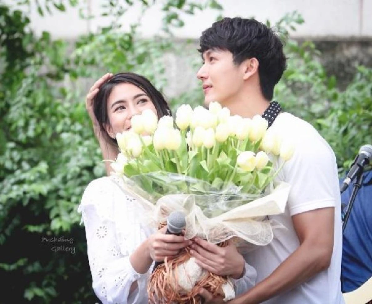 "จุ๋ย วรัทยา" ควง "ดีเจพุฒ" ปาร์ตี้วันเกิดสุดหวาน