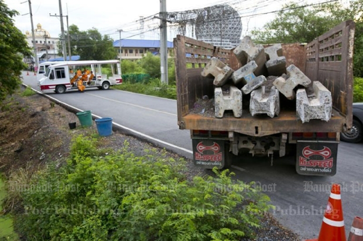 DSI fails to arrest Phra Dhammajayo (Updated)
