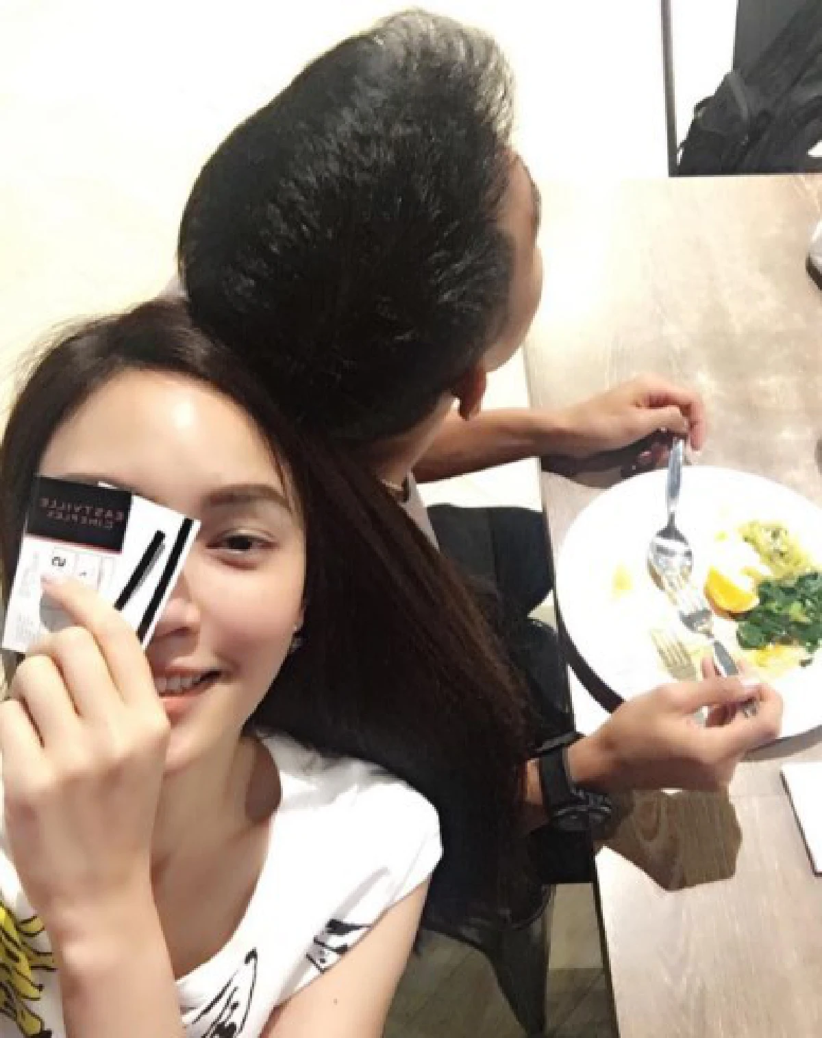 เมย์พิชญ์-เมสซี่เจ ควงคู่ดูหนังรอบดึก เรียก ไอ้เจ่อ-ลิงจั๊ก
