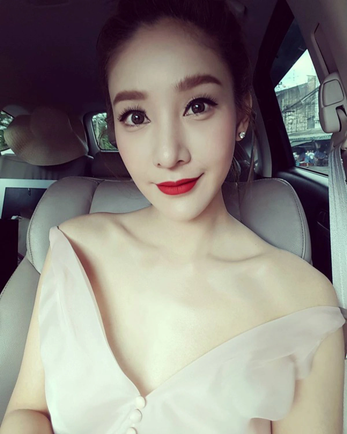 แตงโม โพสต์ลอยๆ อย่าเสิร์ฟแต่คำพูดน้ำเน่าและขายเรือนร่าง