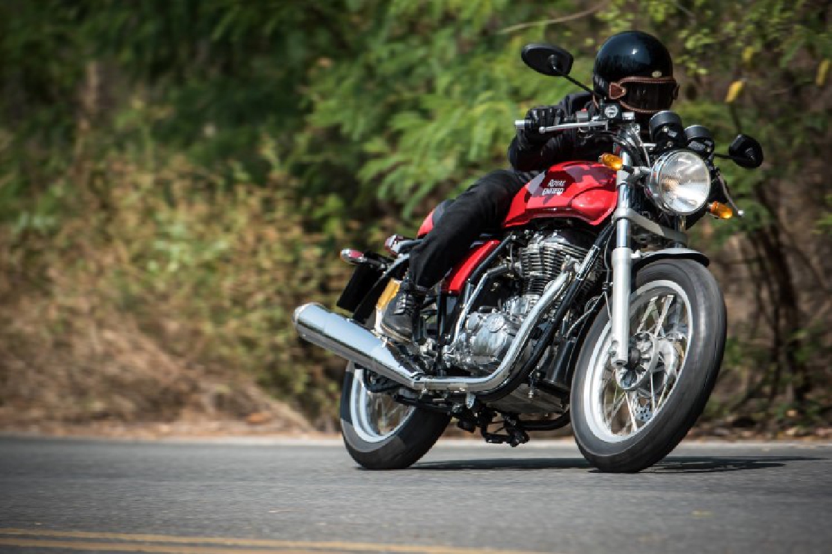 ลองขี่ "Royal Enfield" ตำนานความคลาสสิคจากอังกฤษ ลองขี่ "Royal Enfield" ตำนานความคลาสสิคจากอังกฤษ