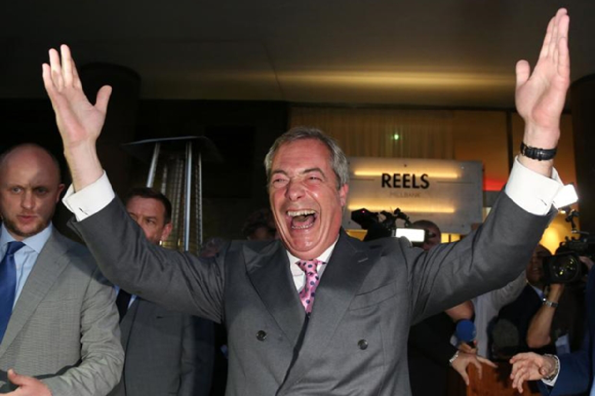 Britain votes to leave EU, PM to resign   (UPDATED FRI)