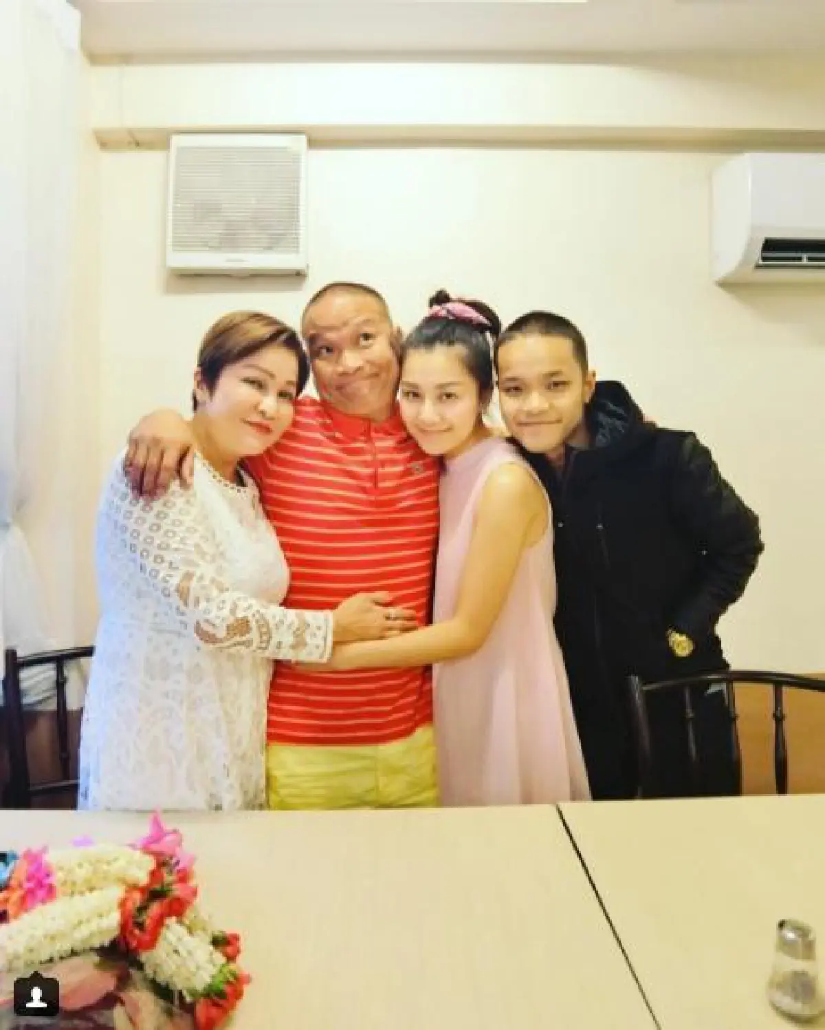 อบอุ่นพร้อมหน้า! หม่ำ จ๊กมก ฉลองวันเกิดครบ 51 ปี