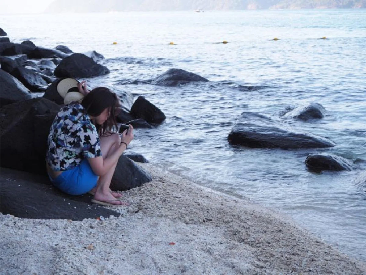 หาดทรายชายทะเล พื้นที่บันดาลสุข มนต์มณี ตันนาภัย