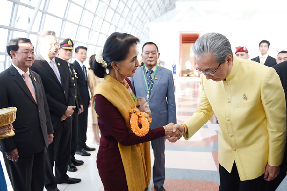 "สมคิด"ส่ง"ออง ซาน ซูจี"กลับประเทศเมียนมา