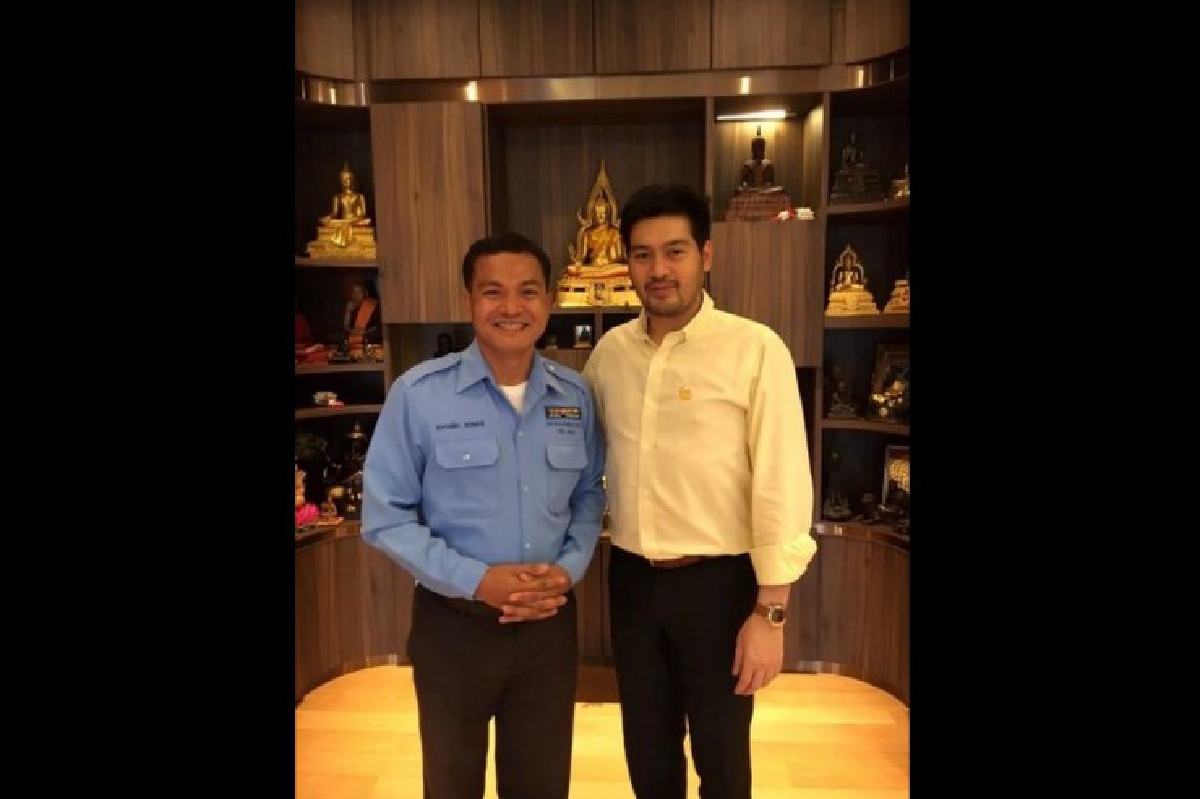 สุดซึ้ง!แท็กซี่ใจบุญเผย"ต๊อด"บริจาครถป้ายแดงไว้รับ-ส่งผู้ป่วย สุดซึ้ง!แท็กซี่ใจบุญเผย"ต๊อด"บริจาครถป้ายแดงไว้รับ-ส่งผู้ป่วย