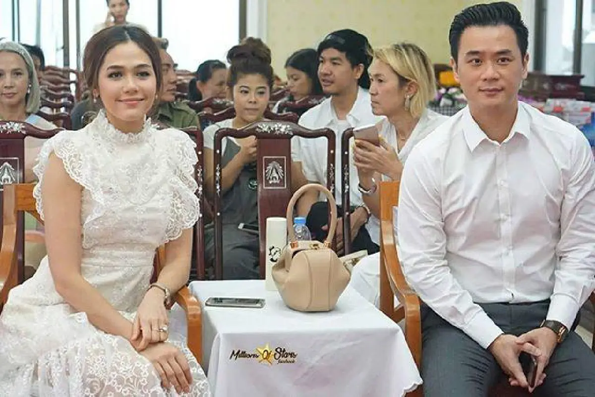 ชมพู่ อารยา รวมตัวคนรัก จัดทริปทำบุญวันเกิดสุดอบอุ่น