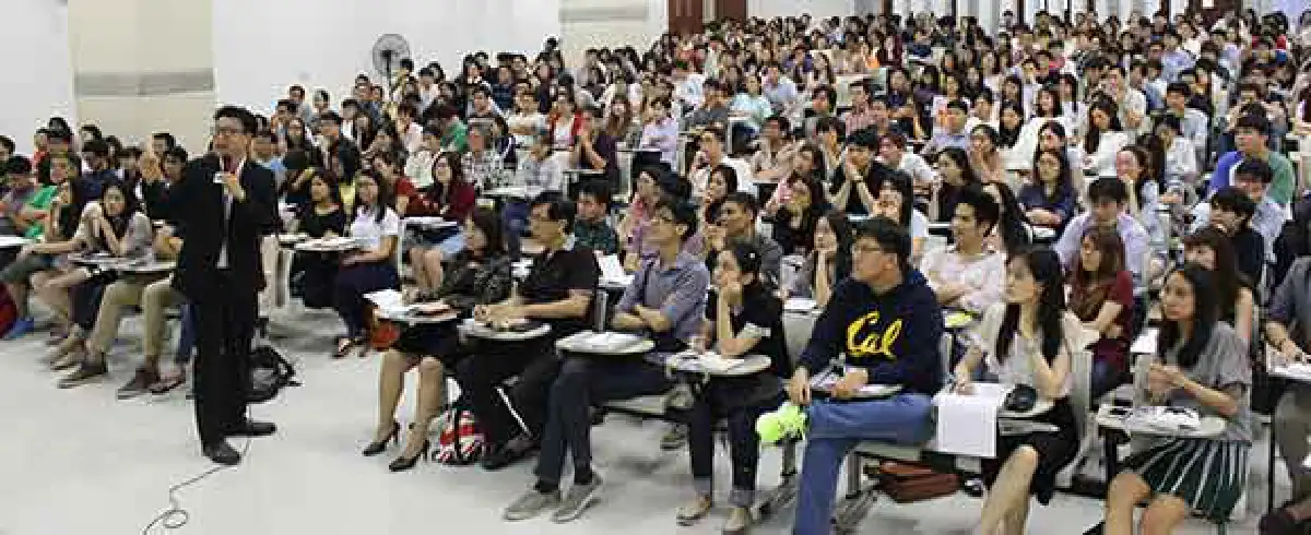 Brexit?  ค่าเงินแบบนี้ เรียนต่อเมืองนอก Top University ตอนนี้คุ้มค่าที่สุด!