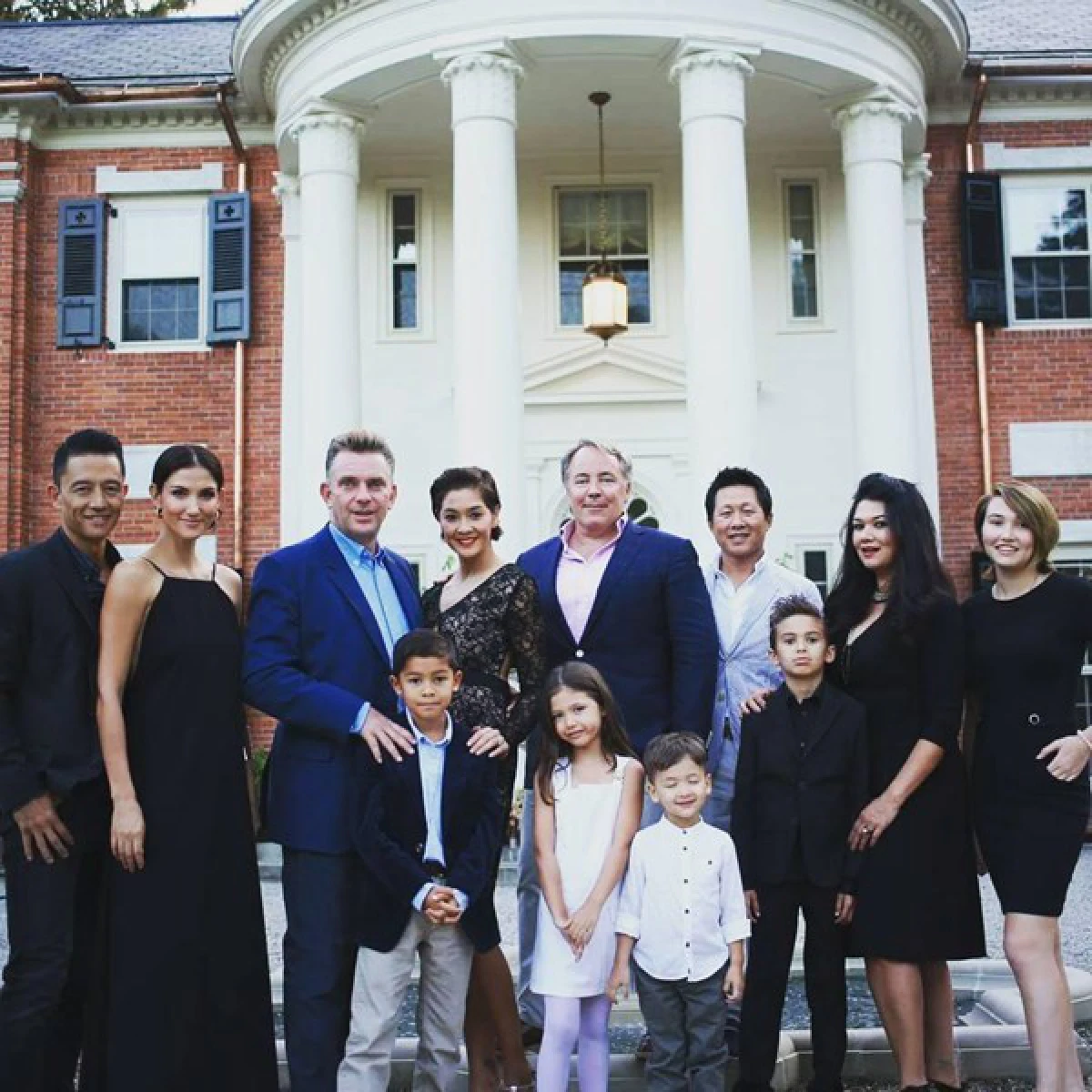 นางแบบตัวแม่ ลูกเกด-ซินดี้-เฮเลน รวมตัวถ่ายภาพกรุ๊ปช็อตสุดสตรอง