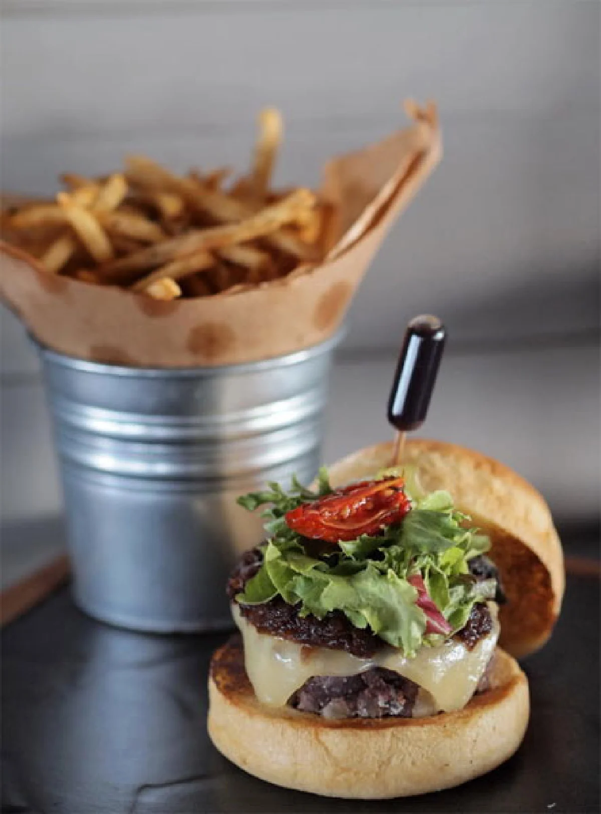 โกเบเหมือนเดิม เพิ่มเติมคือรสไวน์ ‘โกเบไวน์บีฟ’