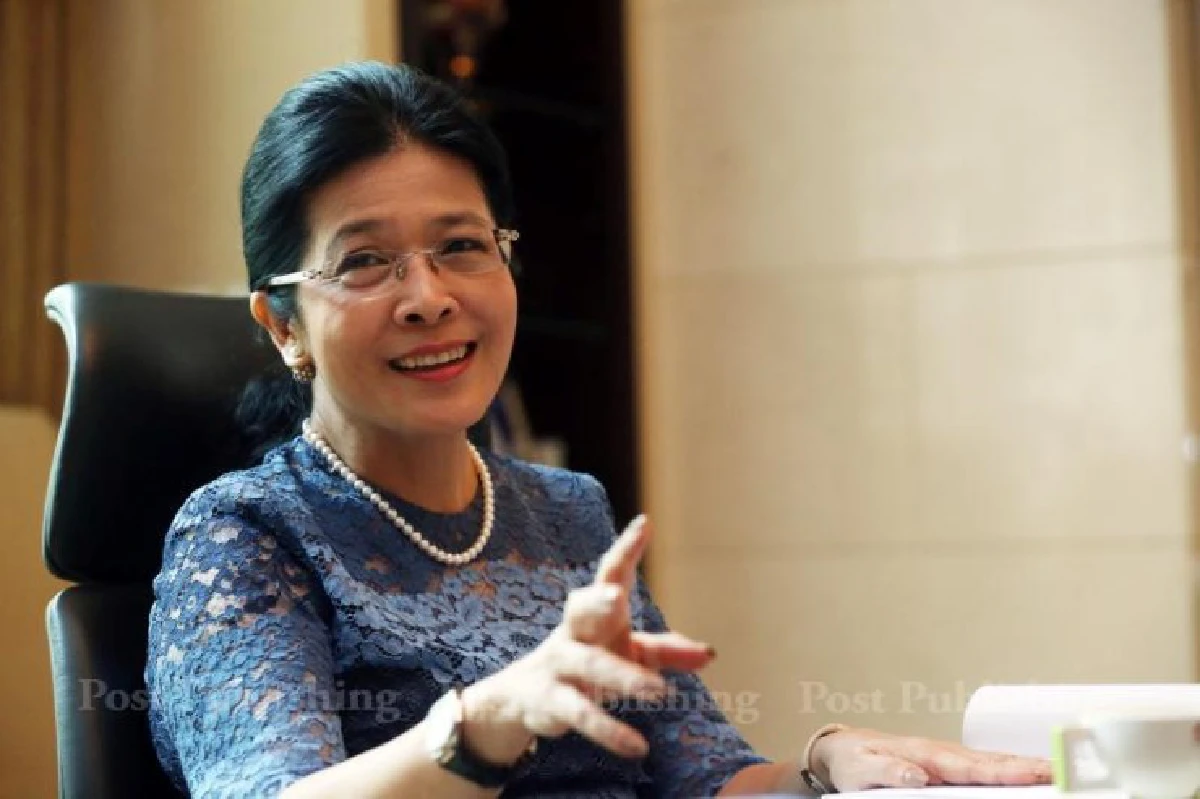 ท่ามกลางซากปรักหักพัง  ไม่คิดแข่งมีอำนาจ