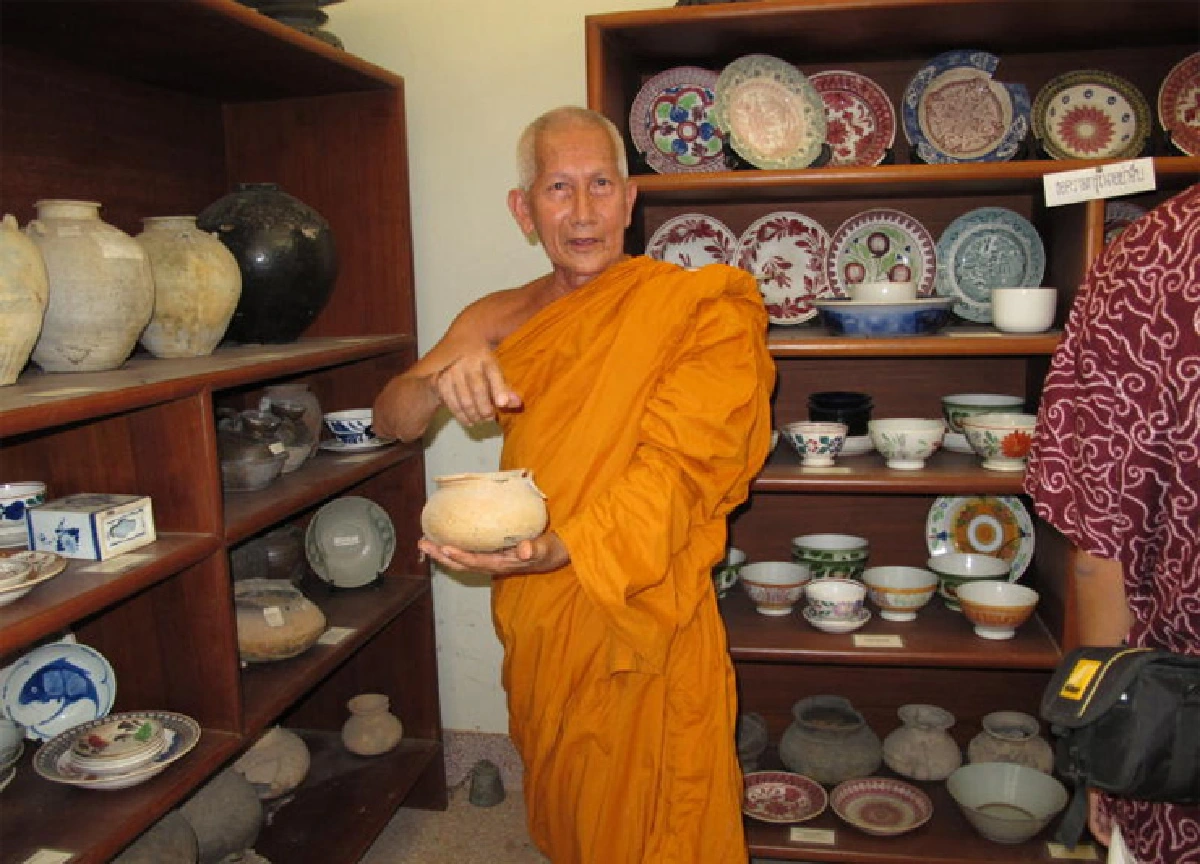 พระครูกา รักษาพระบรมธาตุเจดีย์