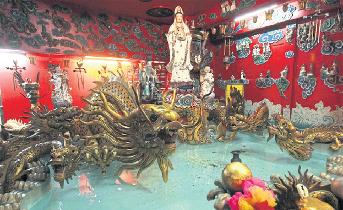 ตำหนักพระแม่กวนอิม ด้วยรักและศรัทธา