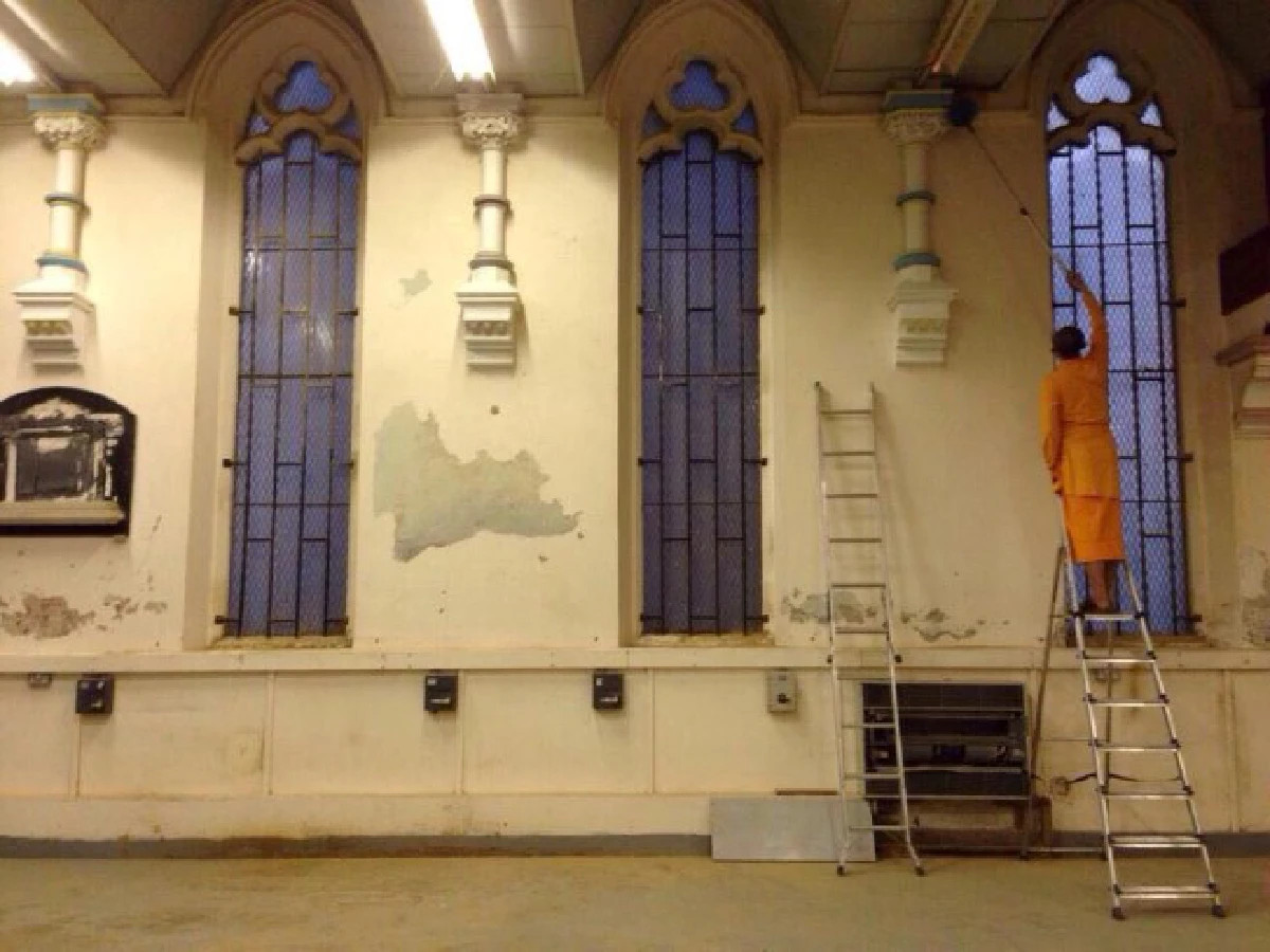 ธรรมกายแจงสาขาหรูที่อังกฤษชี้ซื้อโบสถ์เก่ามาใช้-พระปรับปรุงเอง