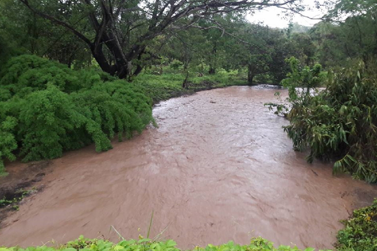 ลำปางเตือน500หมู่บ้านรับมือฝนตกหนักน้ำป่าไหลหลาก ลำปางเตือน500หมู่บ้านรับมือฝนตกหนักน้ำป่าไหลหลาก