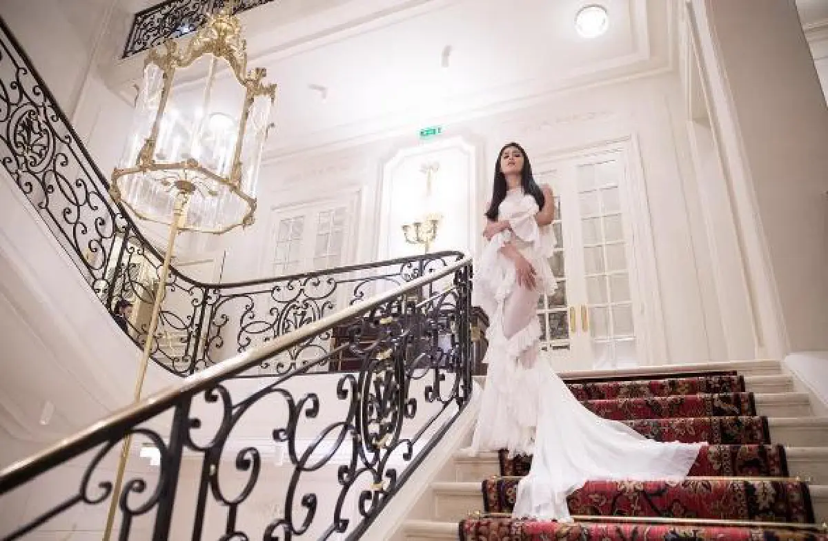 ตามส่องลุคแซ่บ! ปู ไปรยา สวยเริ่ดทุกชุดชมปารีสแฟชั่นวีค
