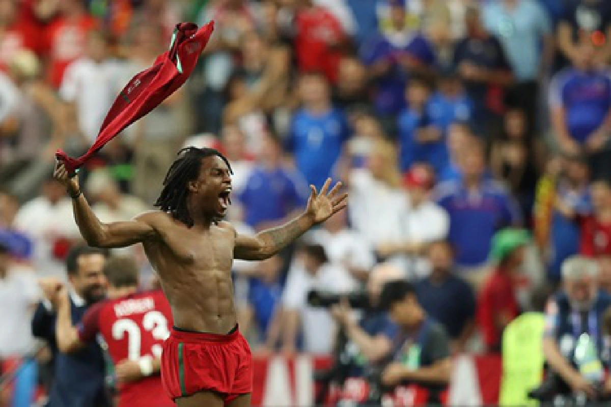 สรุปรางวัลยูโร!โรนัลโด-กรีซมันน์นำทีมยอดเยี่ยม