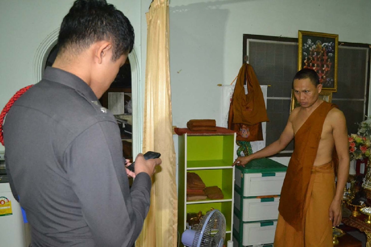 โจรบุกวัดงัดกุฏิพระ2หลังขโมยทรัพย์สินเกลี้ยง โจรบุกวัดงัดกุฏิพระ2หลังขโมยทรัพย์สินเกลี้ยง