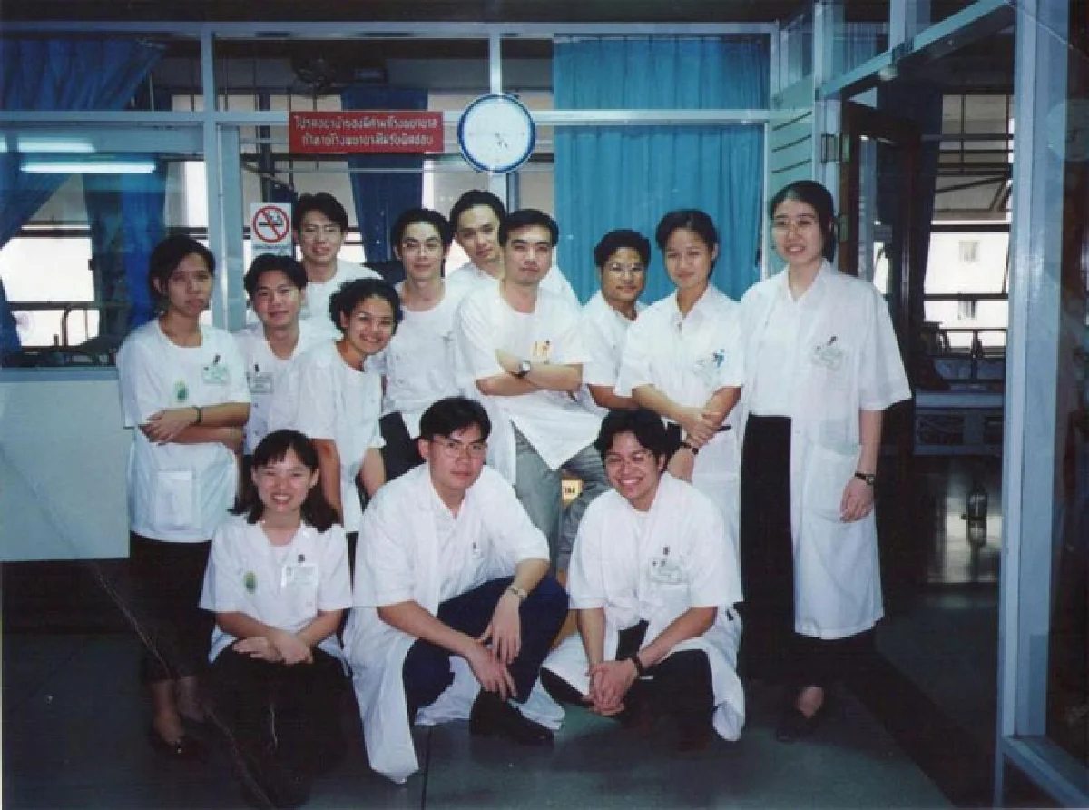 ศัลยแพทย์ เปลี่ยนชีวิต