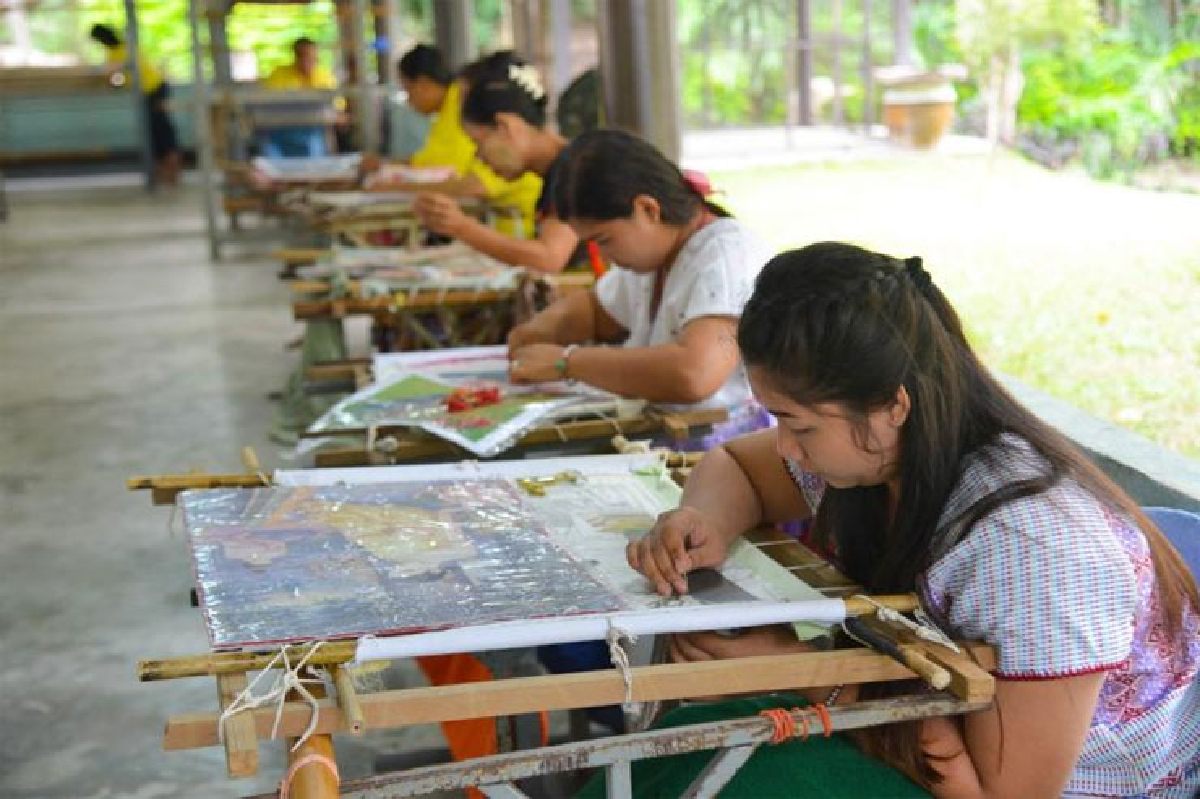 คลังอาหารเพื่อปากท้องราษฎร ฟาร์มตัวอย่างตามพระราชดำริบ้านบ่อหวี คลังอาหารเพื่อปากท้องราษฎร ฟาร์มตัวอย่างตามพระราชดำริบ้านบ่อหวี