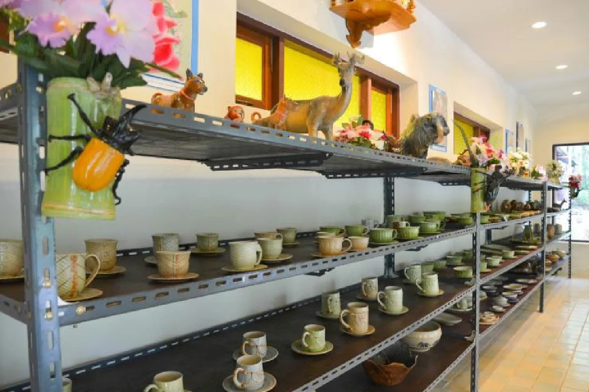 คลังอาหารเพื่อปากท้องราษฎร ฟาร์มตัวอย่างตามพระราชดำริบ้านบ่อหวี