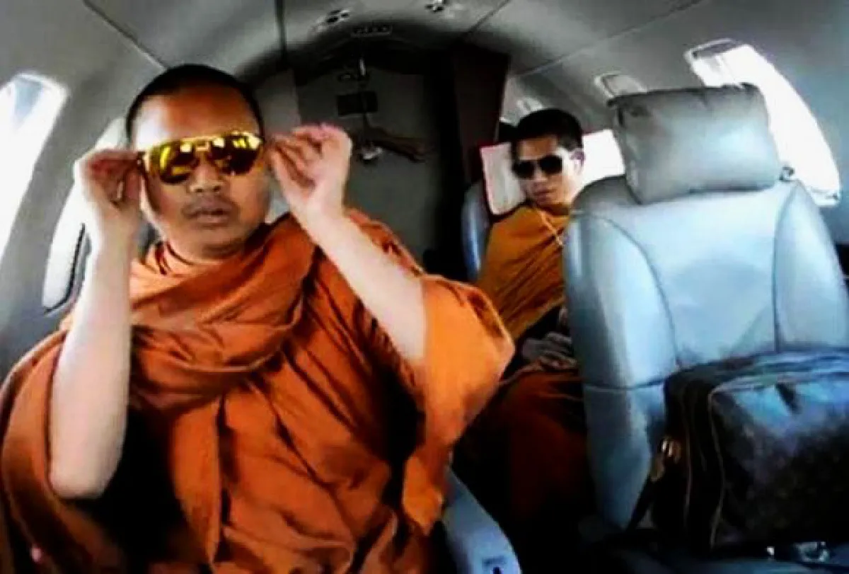 Fugitive monk Nen Kham arrested in US
